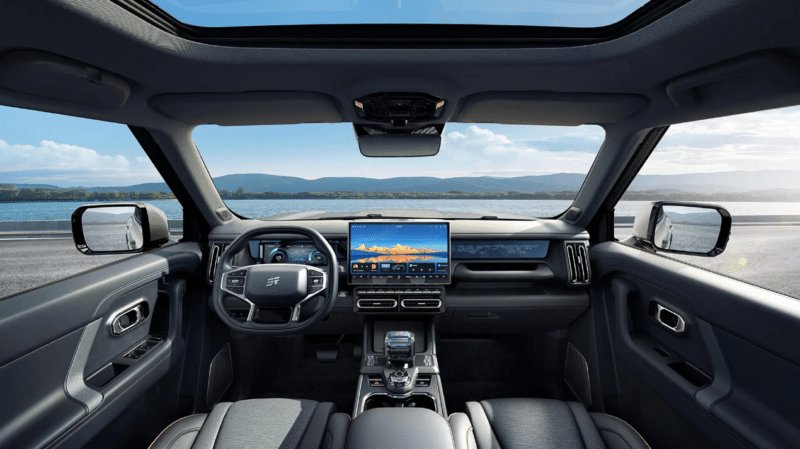 جيتور T1 هايبرد الجديدة – بقوة 590 حصان و دفع كلي للعجلات