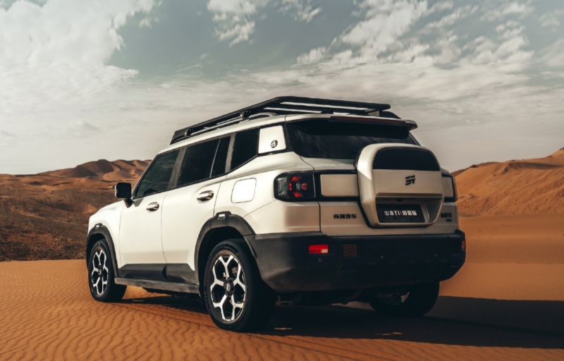 جيتور T1 هايبرد الجديدة – بقوة 590 حصان و دفع كلي للعجلات