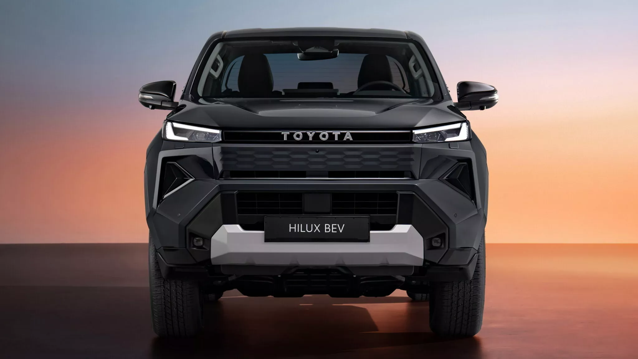 تويوتا هايلوكس 2026 الجديدة كليا – بنسخة كهربائية بالكامل