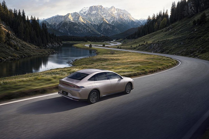 نيسان N6 الجديدة كليا - سيدان REEV مطورة بالتعاون مع دونج فينج