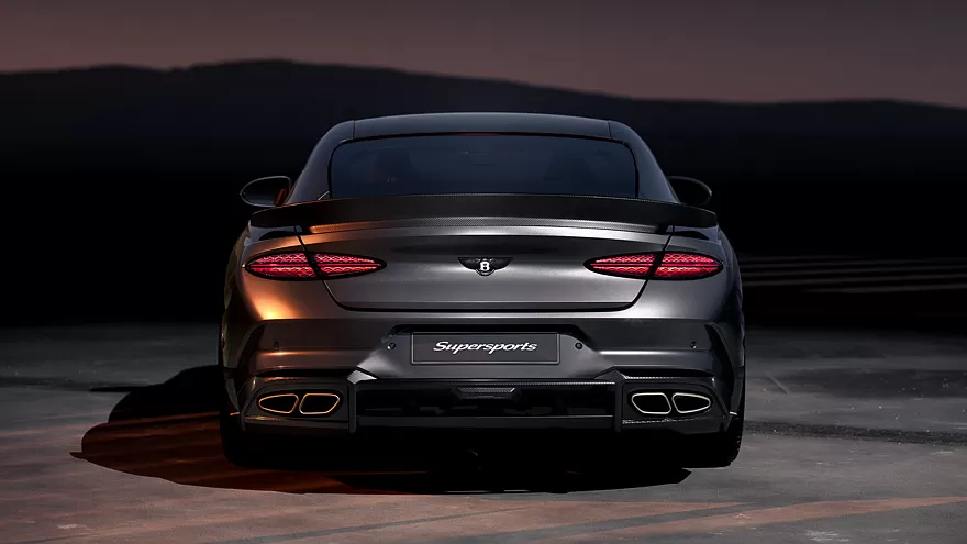 بنتلي كونتينتال جي تي سوبر سبورتس – نسخة محدودة بدفع خلفي و 657 حصان