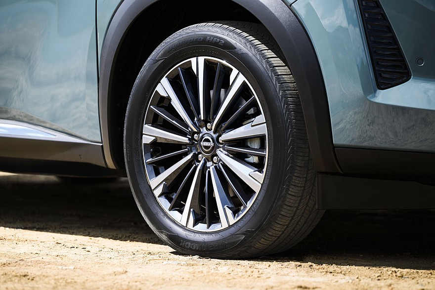 نيسان باثفايندر 2026 الفيس ليفت الجديدة – بتجهيزات اضافية