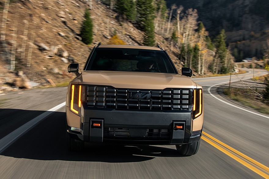 كيا تليورايد 2026 الجديدة - بمحرك 4 سلندر تربو 