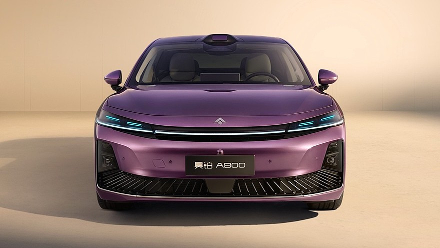 جي أي سي هايبتك A800 الجديدة كليا – سيدان فاخرة كبيرة الحجم