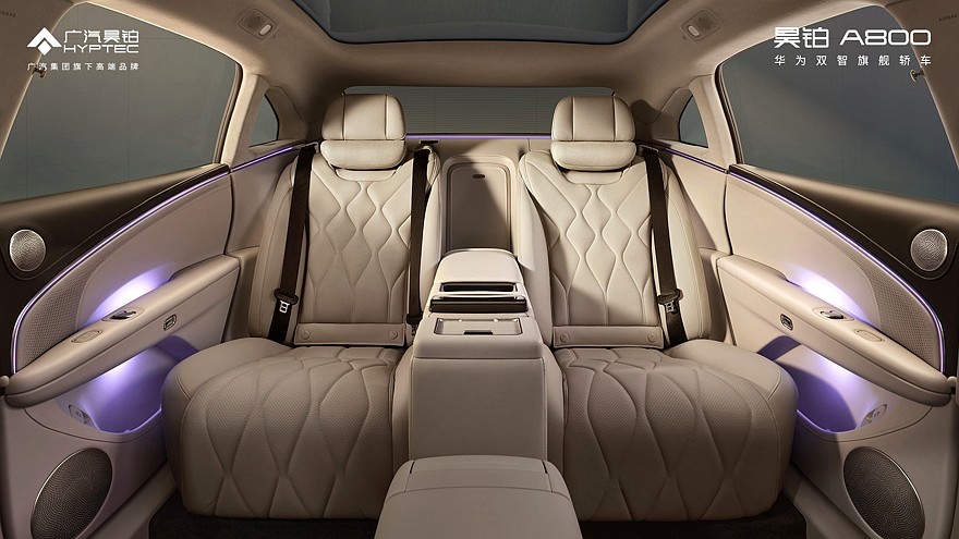 جي أي سي هايبتك A800 الجديدة كليا – سيدان فاخرة كبيرة الحجم