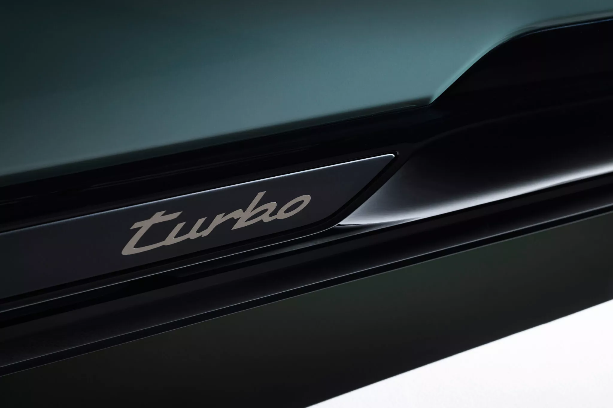 بورشه كايين 2026 الكهربائية الجديدة في مصر – اسعار ومواصفات 