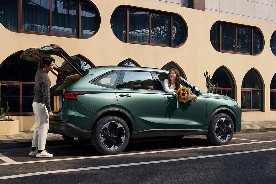 هافال H6L الجديدة كليا – نسخة بقاعدة عجلات طويلة من H6 بمحرك 2000 سي سي تربو