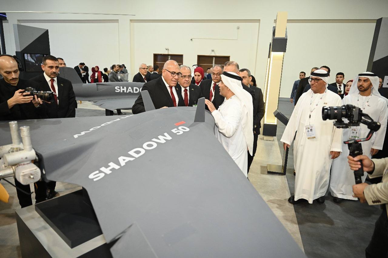 وزير الصناعة  يتفقد معرض الصناعات الدفاعية إيديكس 2025