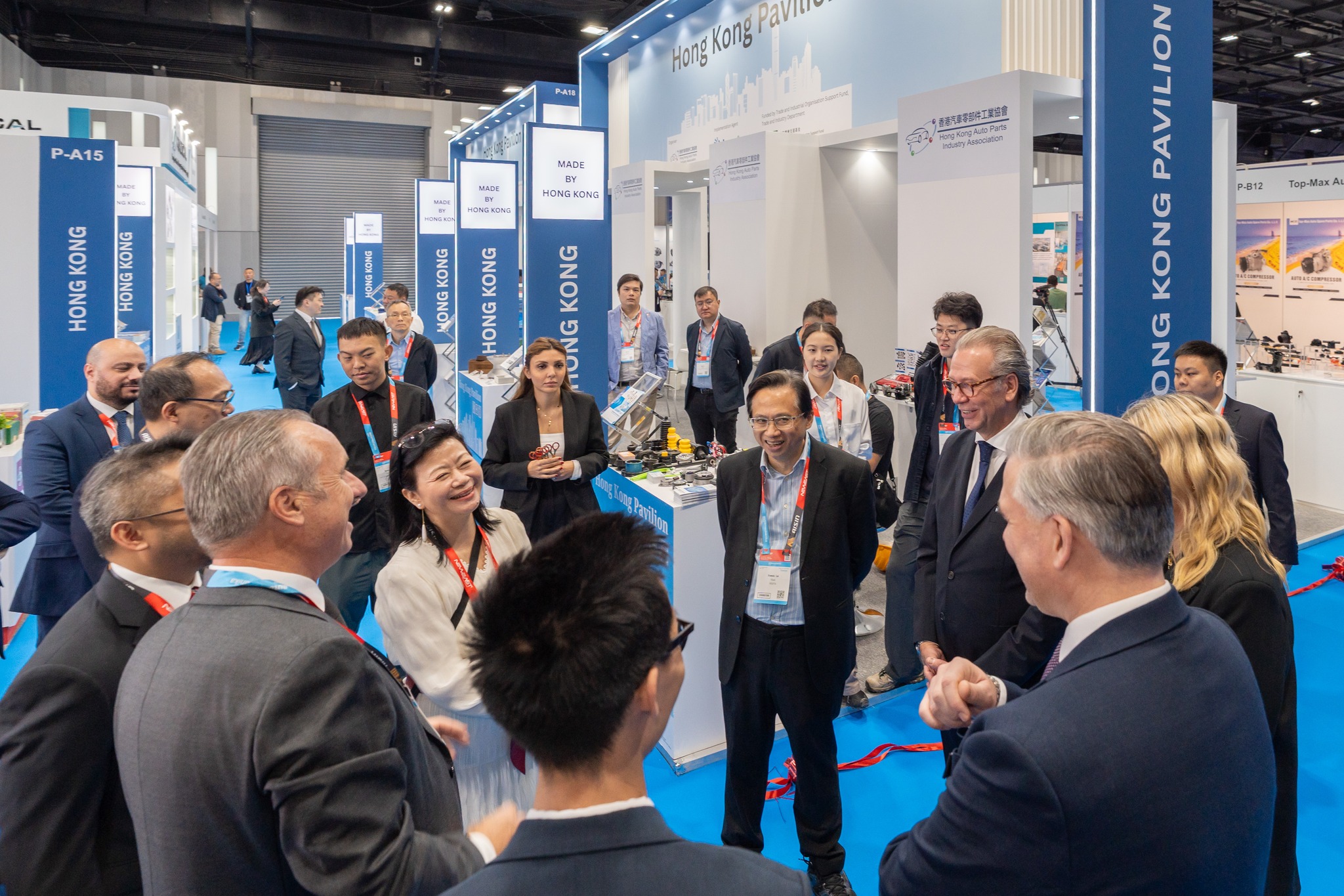 افتتاح اوتوميكانيكا دبي 2025 اليوم – اكبر واهم نسخة بتاريخ المعرض 