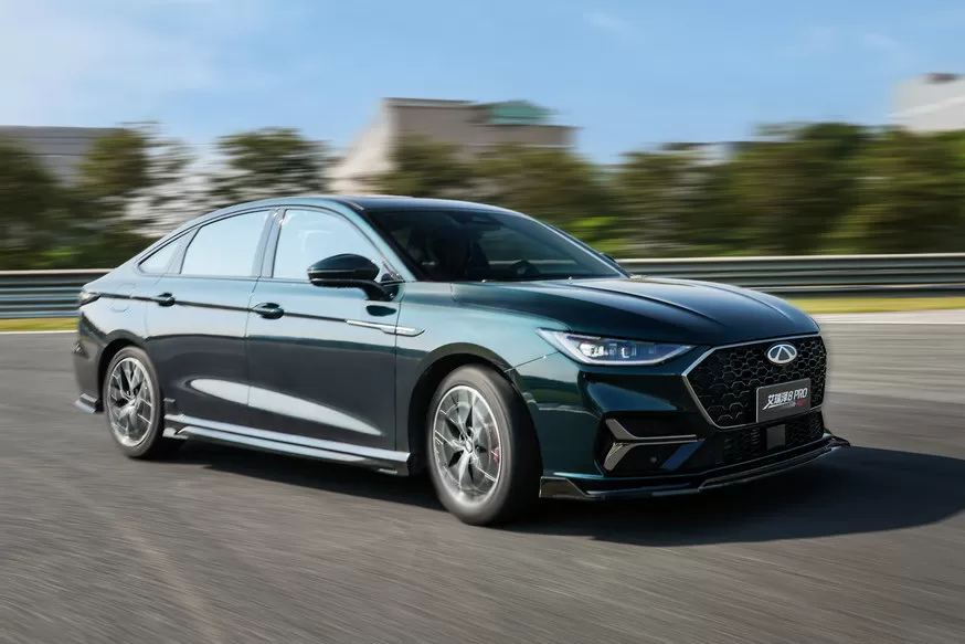 شيري اريزو 8 برو 400T – نسخة خاصة جديدة بقوة 261 حصان