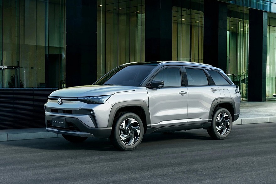 سوزوكي اكروس 2026 الجديدة كليا – سيتم تقديمها بالأسواق العربية