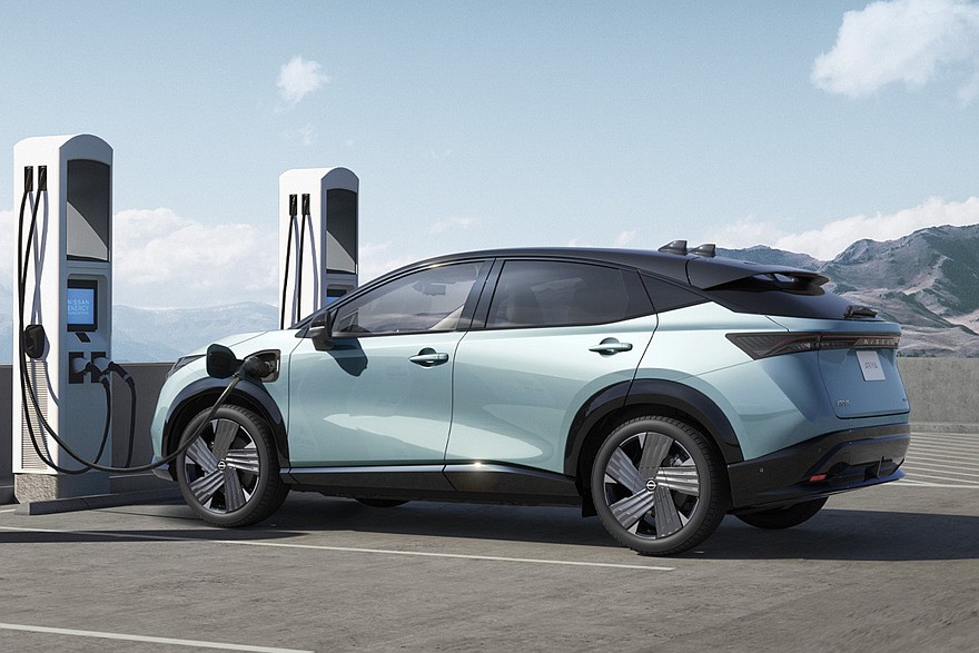 نيسان اريا 2026 الفيس ليفت الجديدة - بتغيرات متعددة 