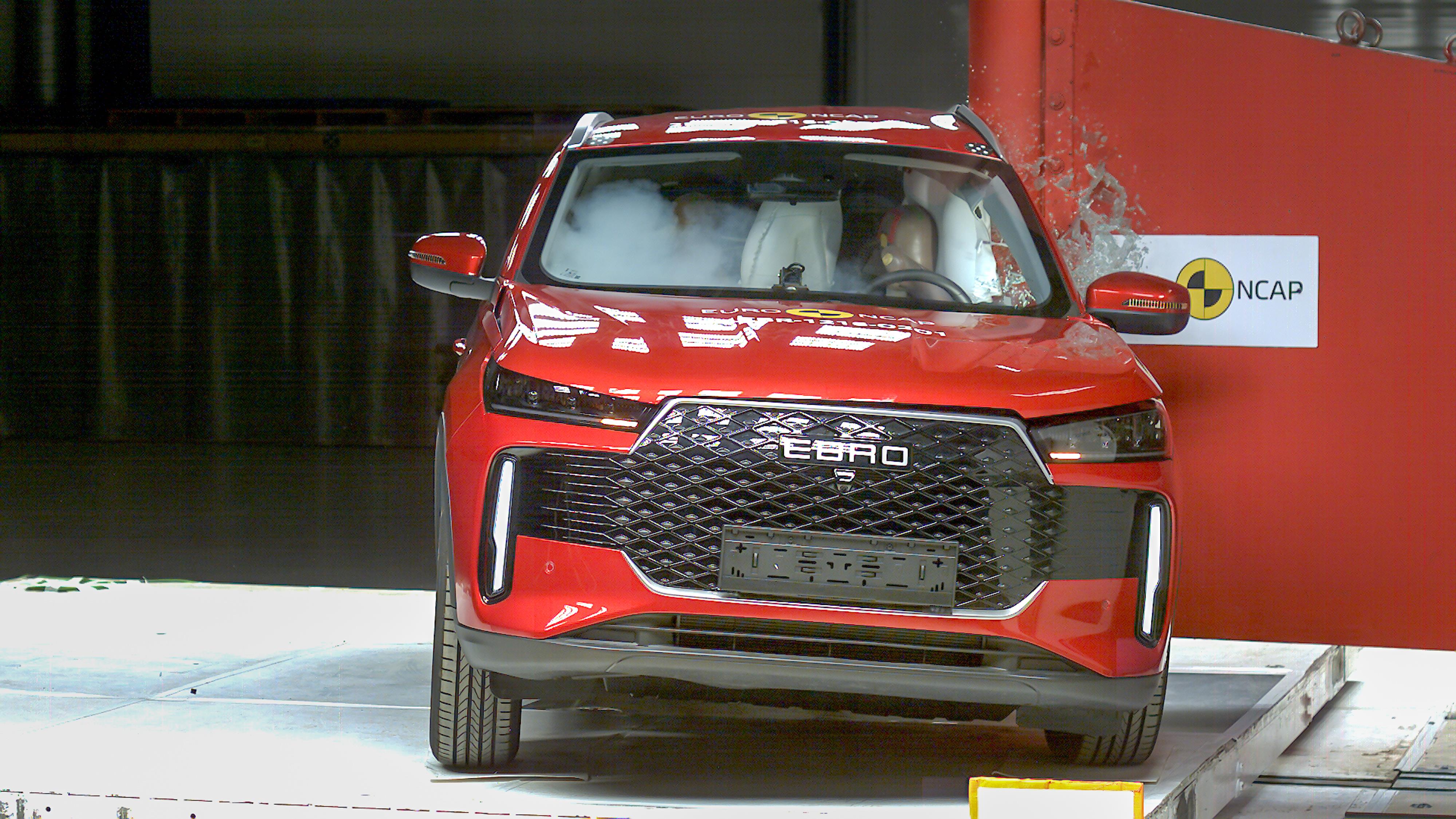 شيري تيجو 4 الفيس ليفت الجديدة تحقق اربعة نجوم في اختبارات الأمان الأوروبية