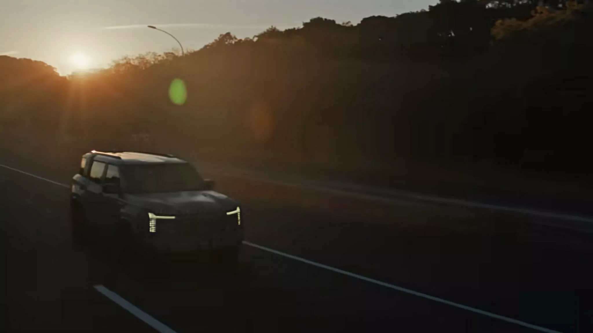 ميتسوبيشي باجيرو 2026 الجديدة كليا - الصور التشويقية الرسمية