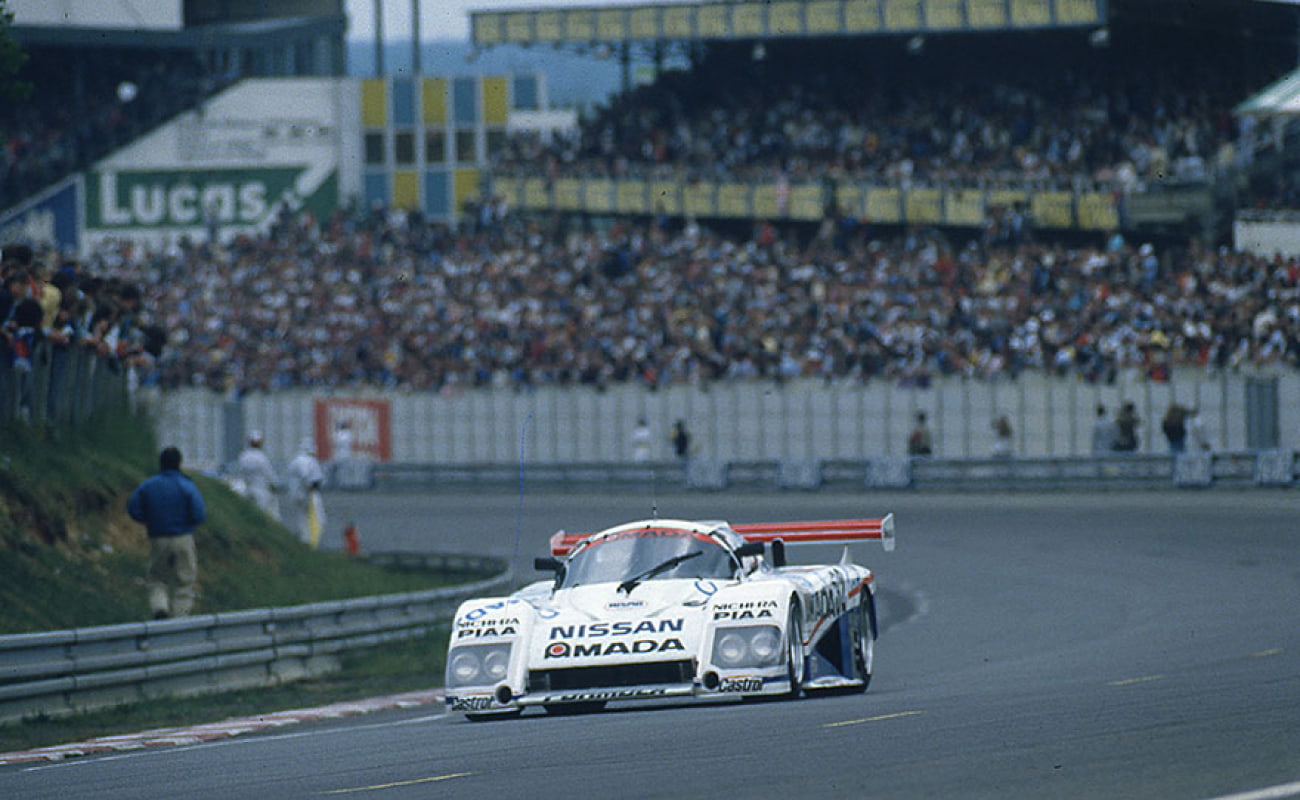 نيسان تحتفل بمرور اكثر من 40 عام علي تأسيس قسم نيسمو - المتخصص في رياضة السيارات والاداء العالي 