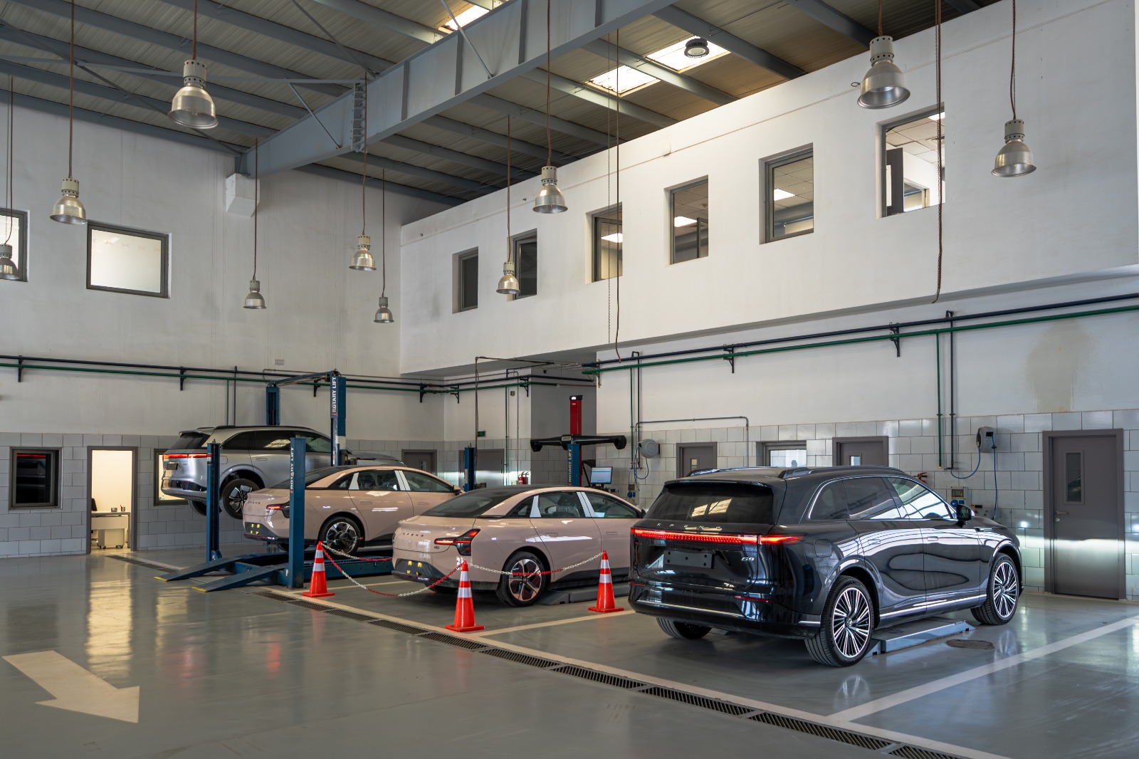 افتتاح صالة عرض و مركز خدمة لسيارات اكس بينج في التجمع الخامس - الاكبر في مصر و الشرق الاوسط