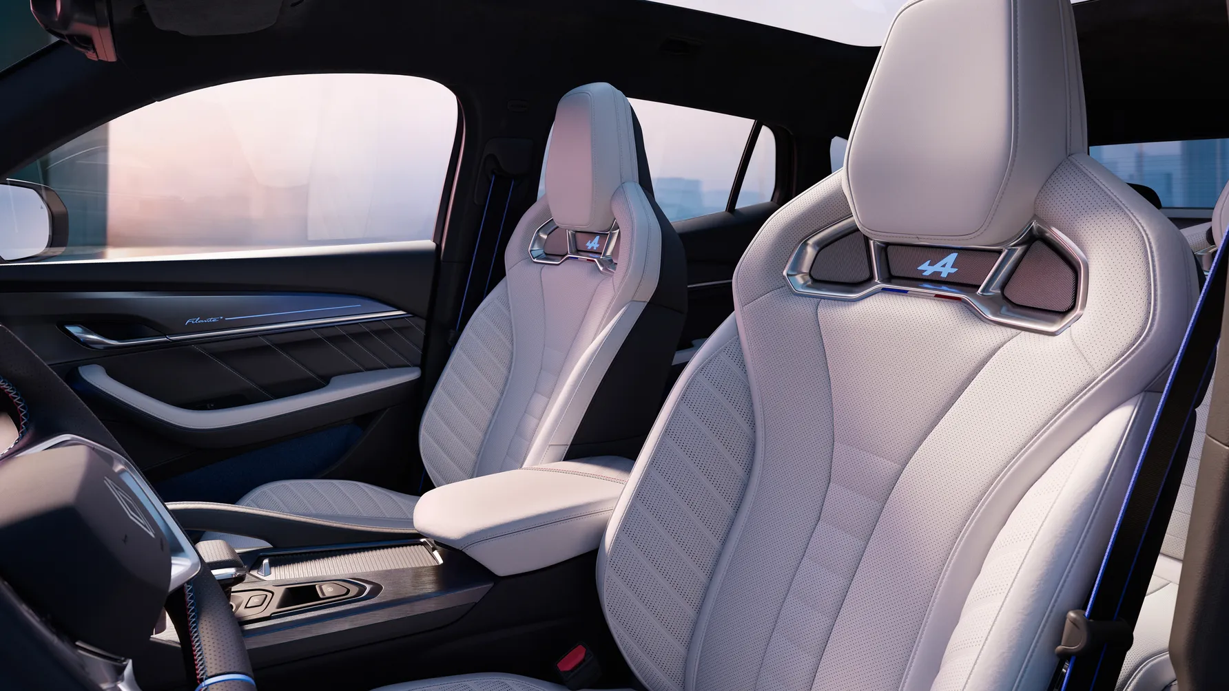 رينو فيلانتي Filante الجديدة كليا – SUV كبيرة الحجم بمنظومة هجينة 