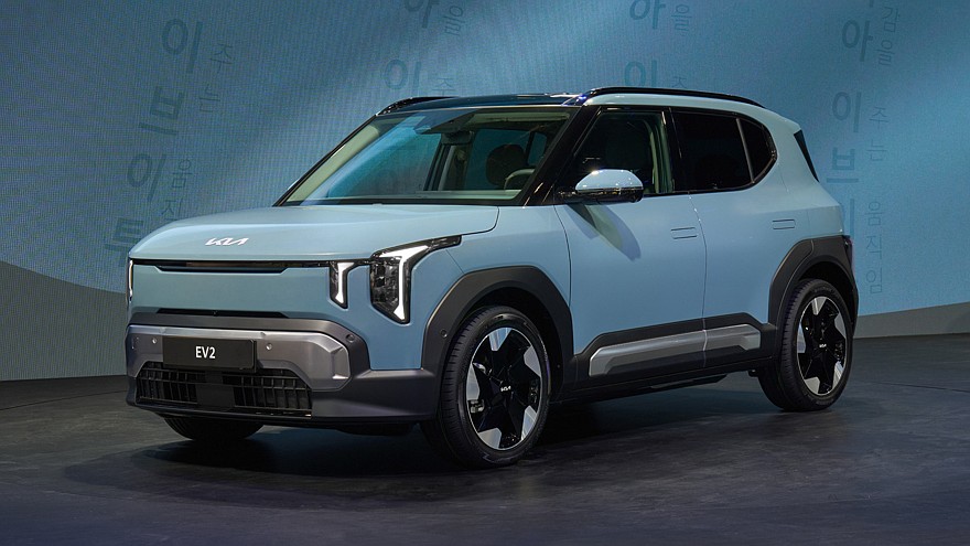 كيا EV2 الكهربائية الجديدة كليا – بتصميم صندوقي ومدي 448 كم بالشحنة
