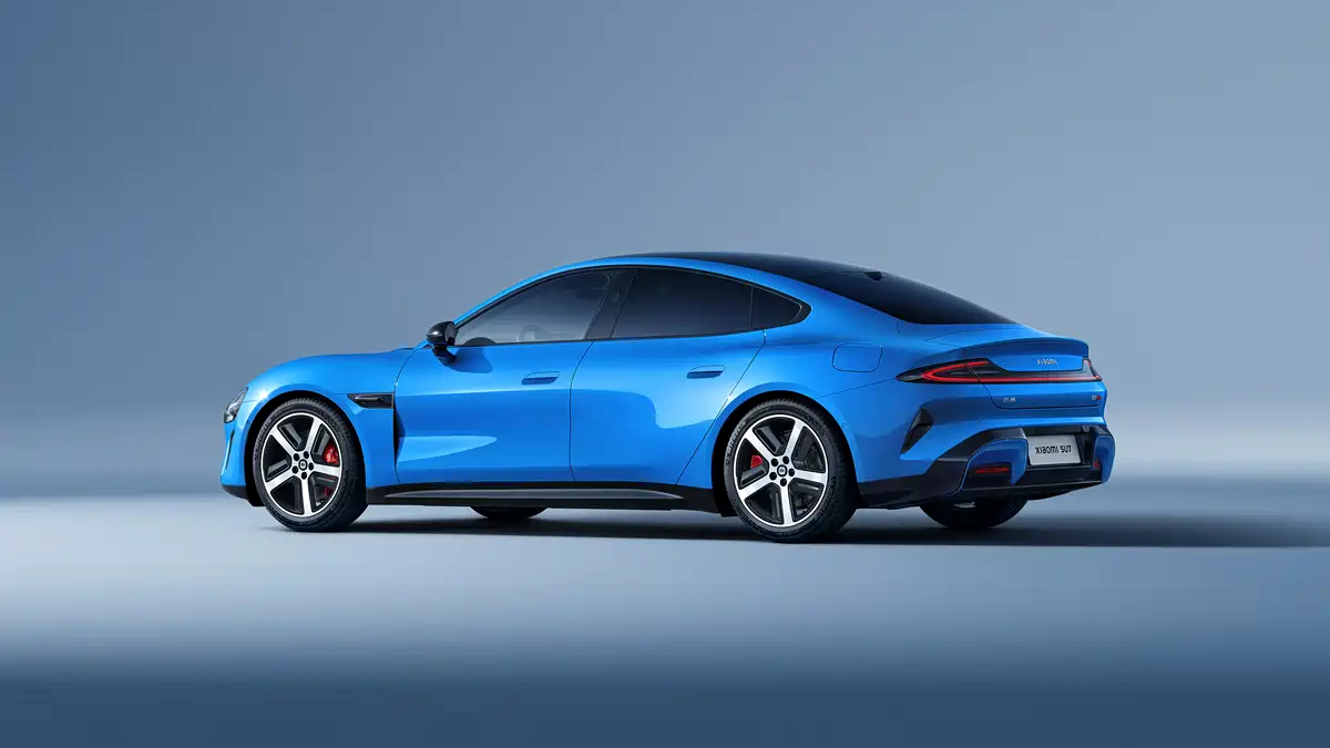 شاومي SU7 موديل 2026 الفيس ليفت الجديدة – يمكنها الشحن لمسافة 670 كم في 15 دقيقة