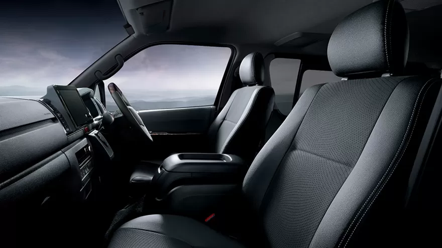 تويوتا هاي اس HiAce  موديل 2026 الفيس ليفت الجديد – بتجهيزات امان نشط