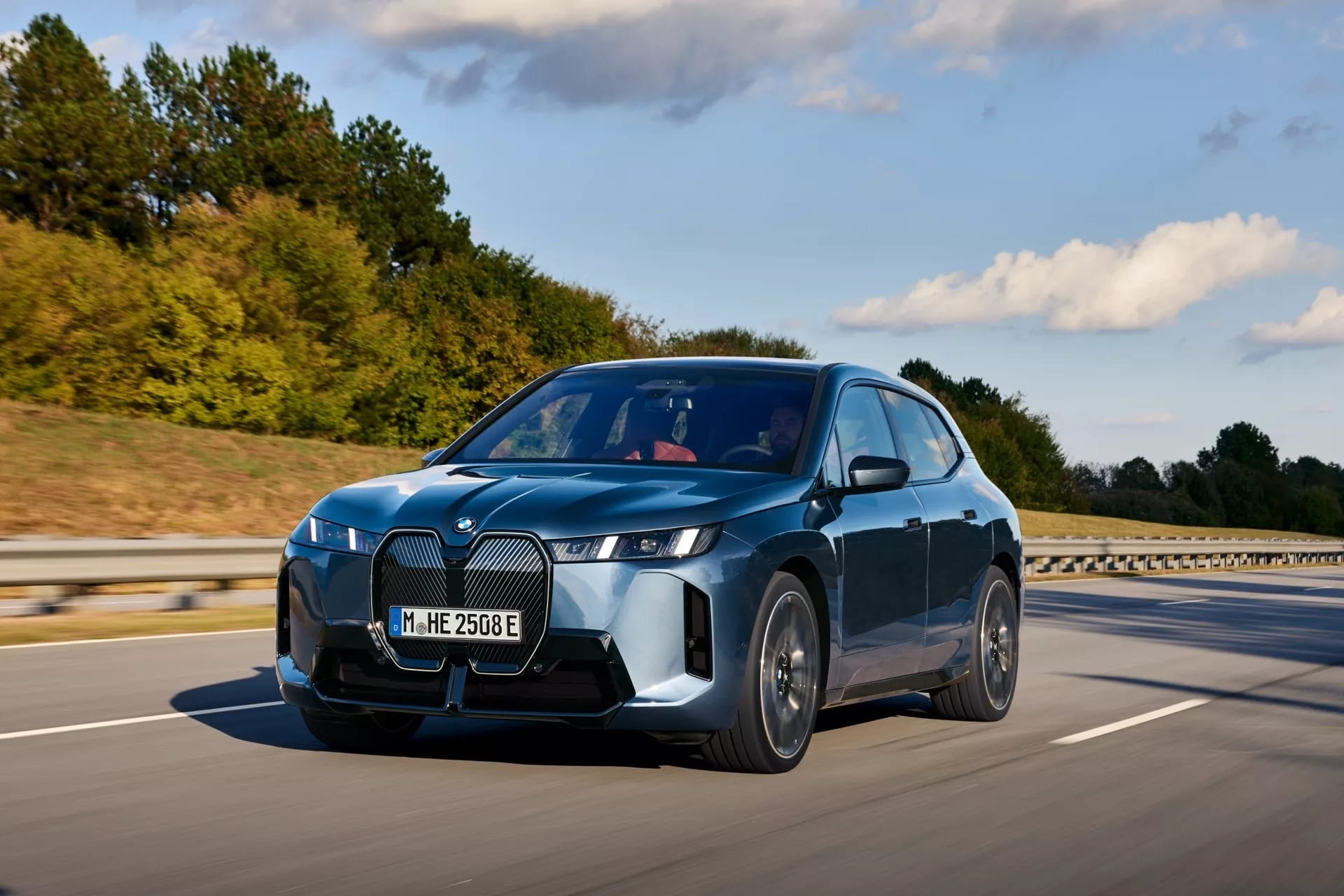 بي ام دبليو IX الكهربائية 2026 الجديدة في مصر – اسعار ومواصفات 