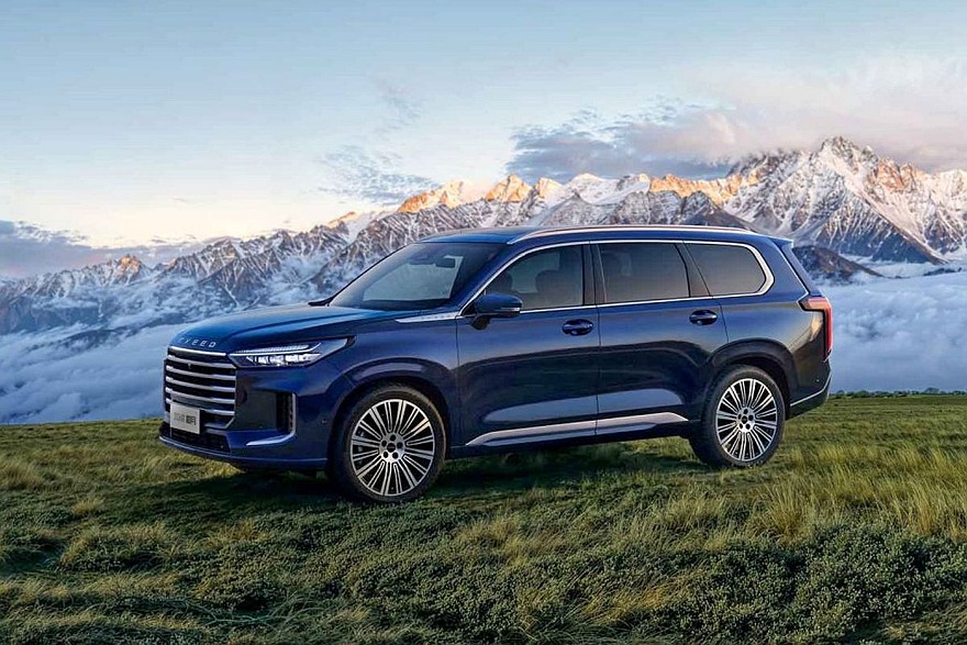 اكسيد VX هايبرد الجديدة – بأربعة محركات و قوة 598 حصان