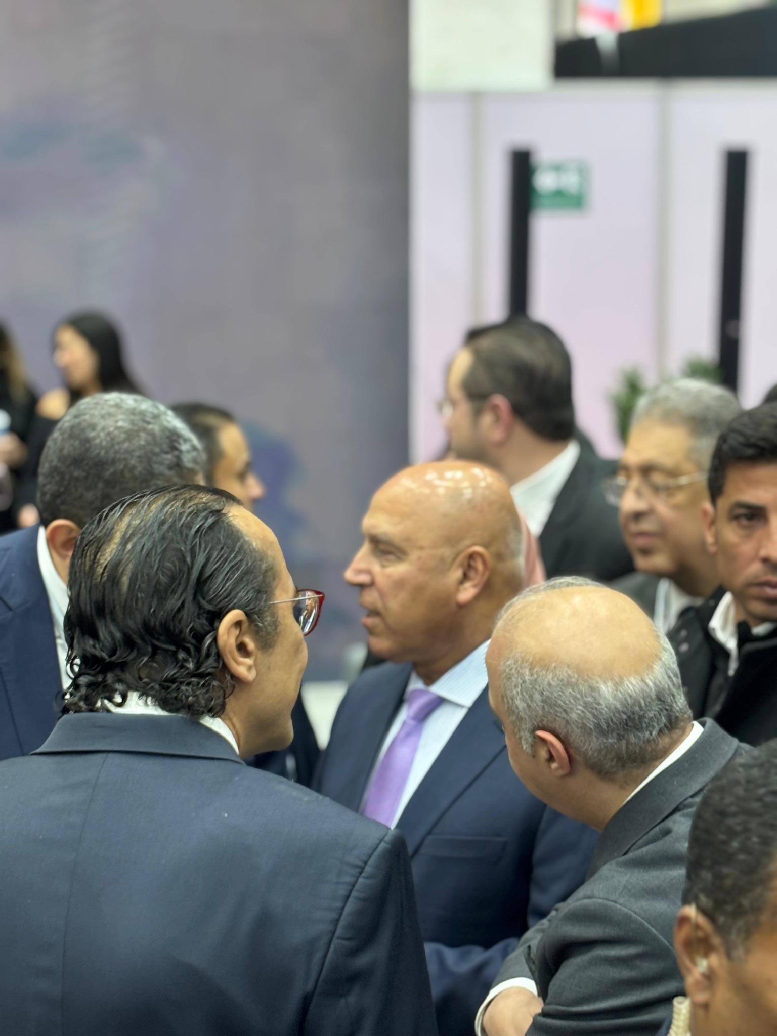 وزير الصناعة يزور معرض اوتومورو للسيارات 2026